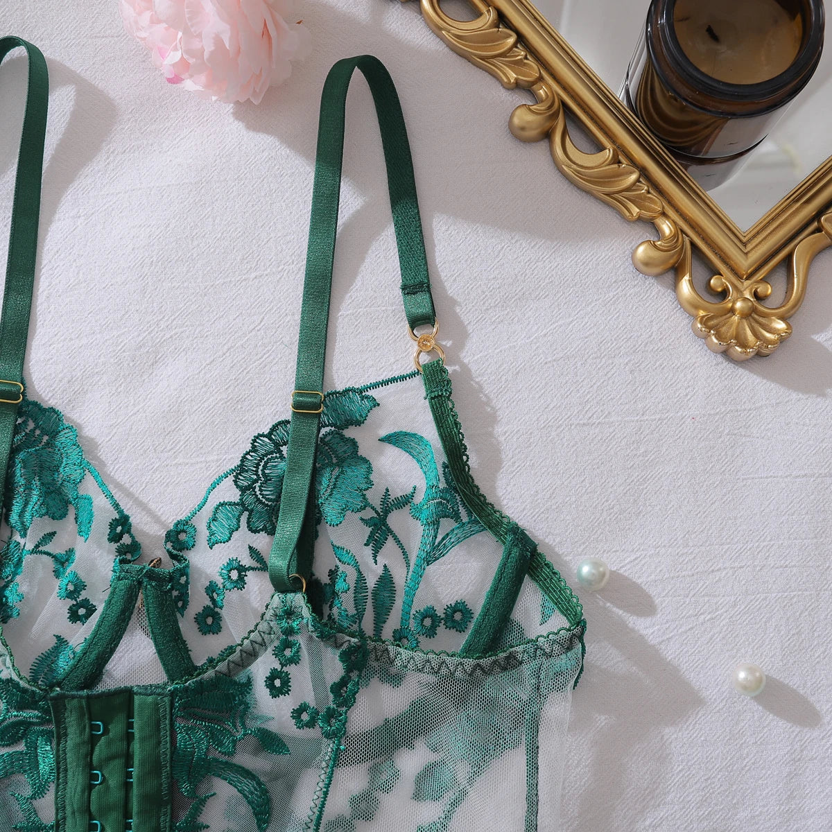 Belladonna Corset Suspender Set