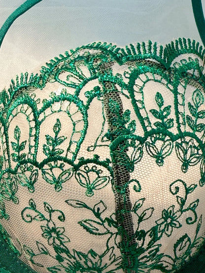 Fine Print Lace Lingerie Set