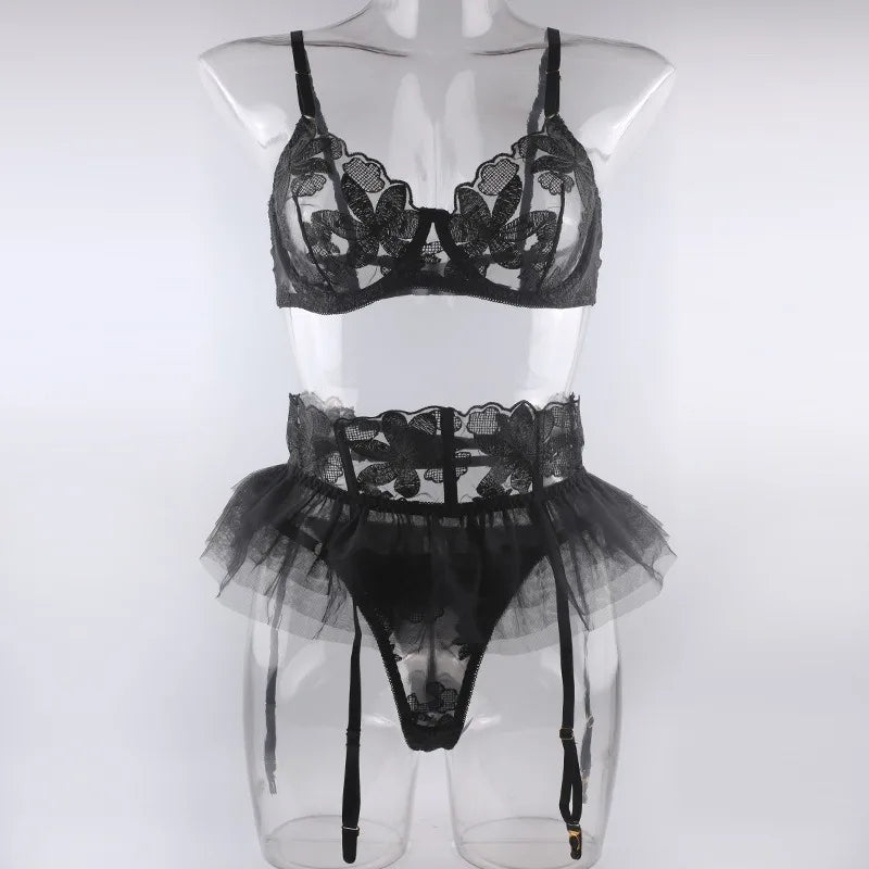 Boudoir Ballet Lace Suspender Set