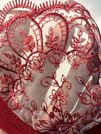 Fine Print Lace Lingerie Set