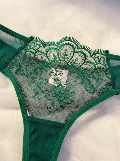 Fine Print Lace Lingerie Set
