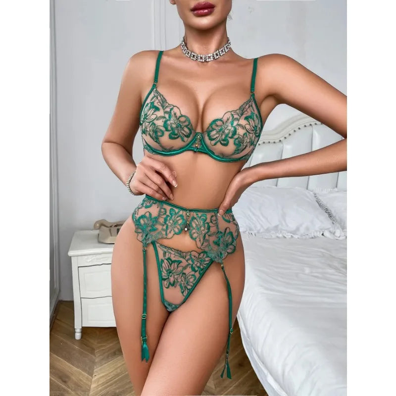 Emerald Seduction Lingerie Set