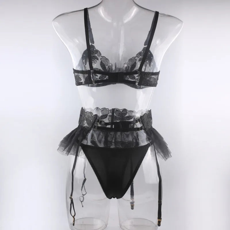 Boudoir Ballet Lace Suspender Set